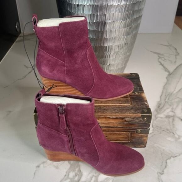 Violet & Red Jay-Jay Heeled Booties in Burgundy - Picture 6 of 9